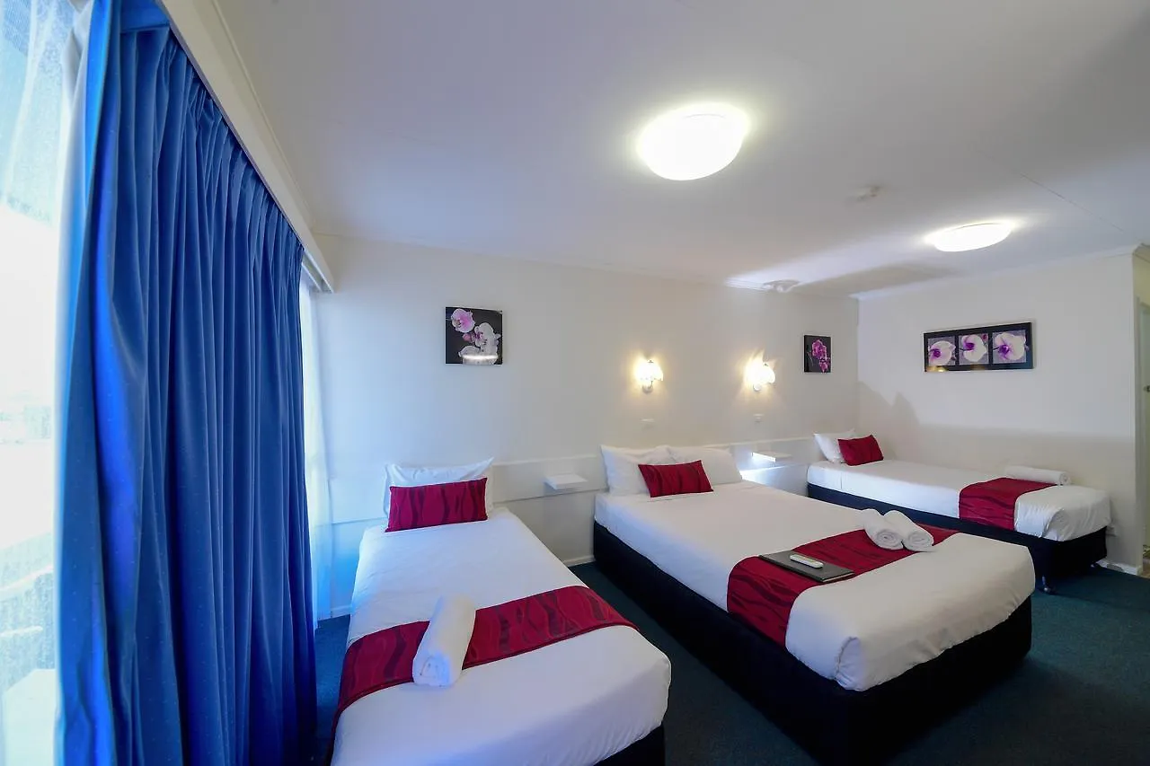 בריסביין Aspley Motor Inn 3*,